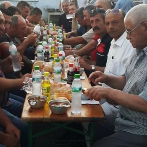 Bulgaristanda 2500 Kişiye iftar yemeği verildi
